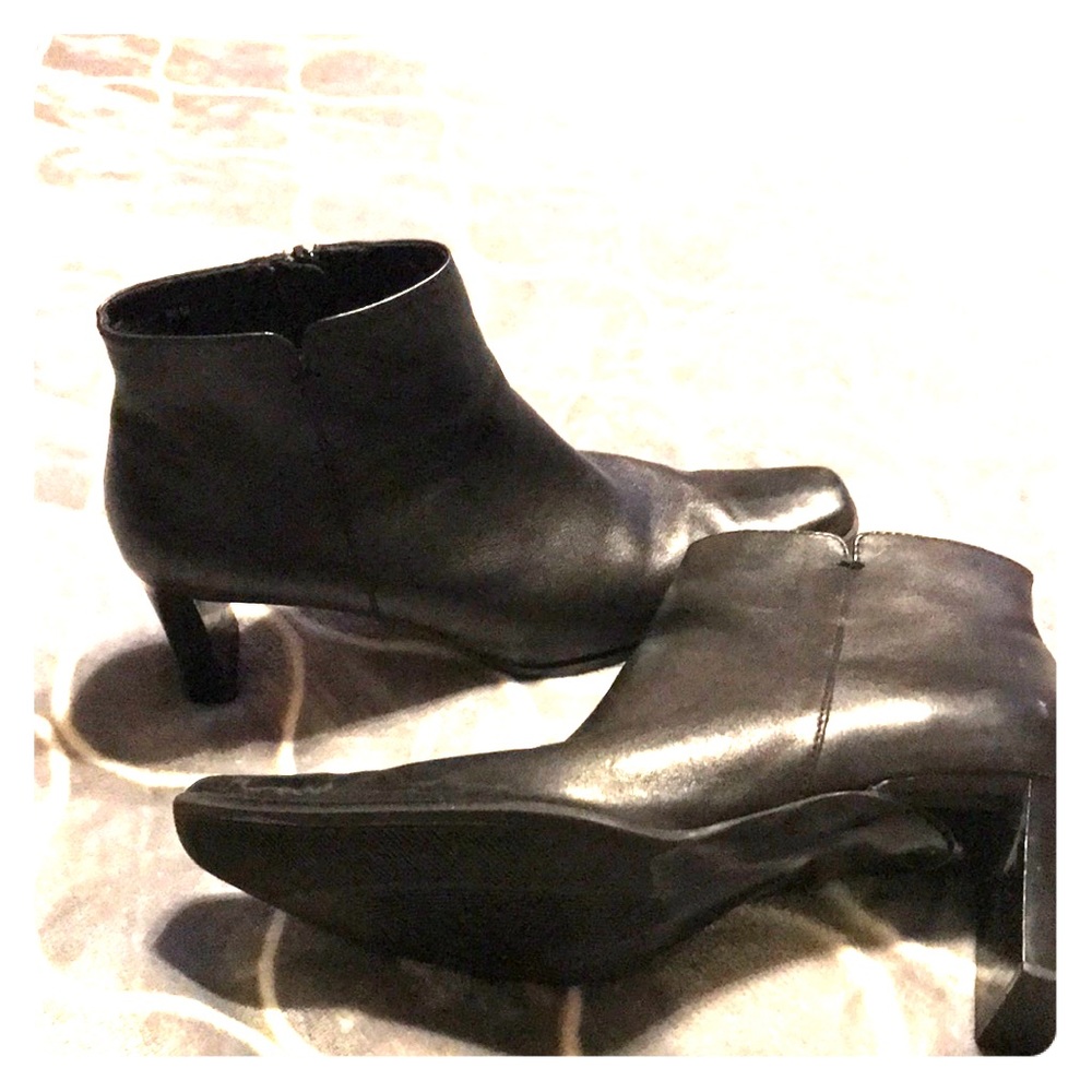 WM white MT ankle boots - Picture 1 of 3